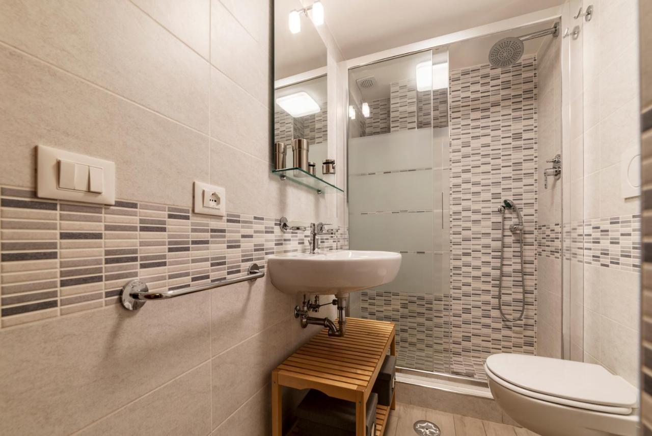 Termini Central And Elegant Apartment Roma Ngoại thất bức ảnh