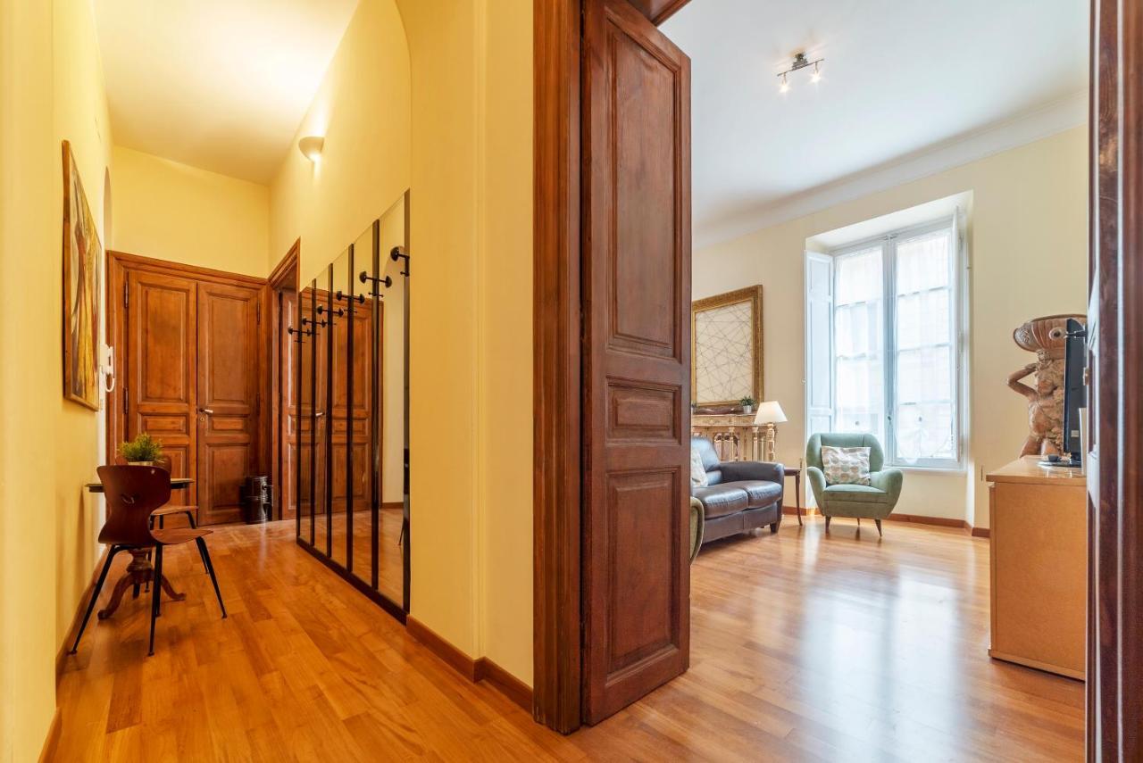 Termini Central And Elegant Apartment Roma Ngoại thất bức ảnh